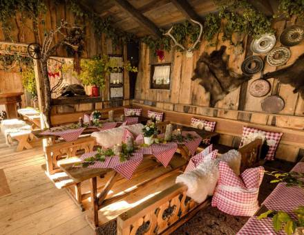 Gaststube im Genusshotel Tatzlwurm