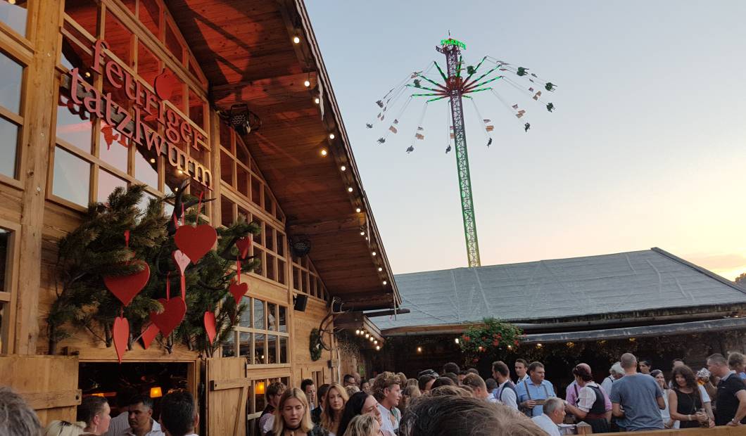 Öffnungszeiten Tatzlwurm auf dem Rosenheimer Herbstfest