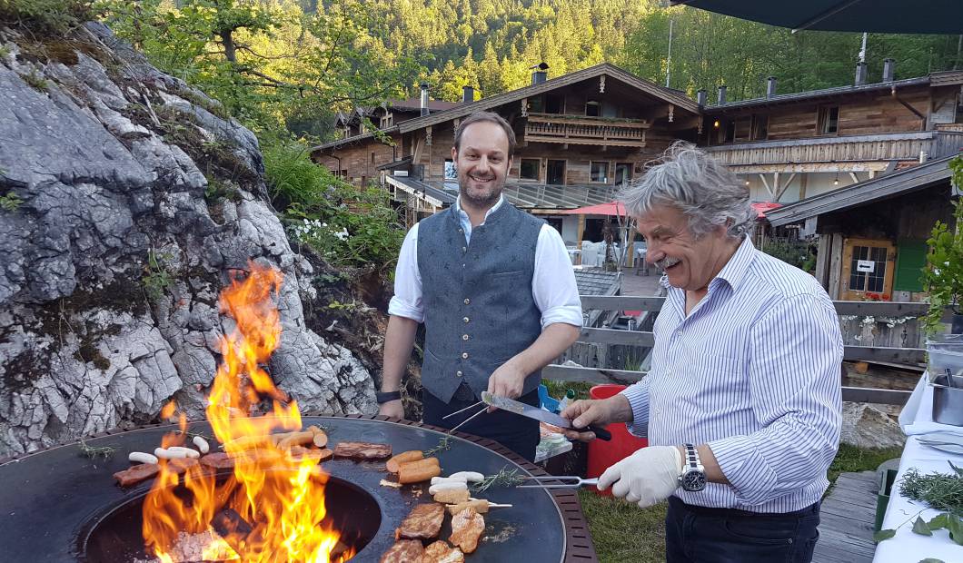 Ein rauschendes Familienfest in Oberaudorf: Im Hotel in Bayern - Hotel Feuriger Tatzlwurm