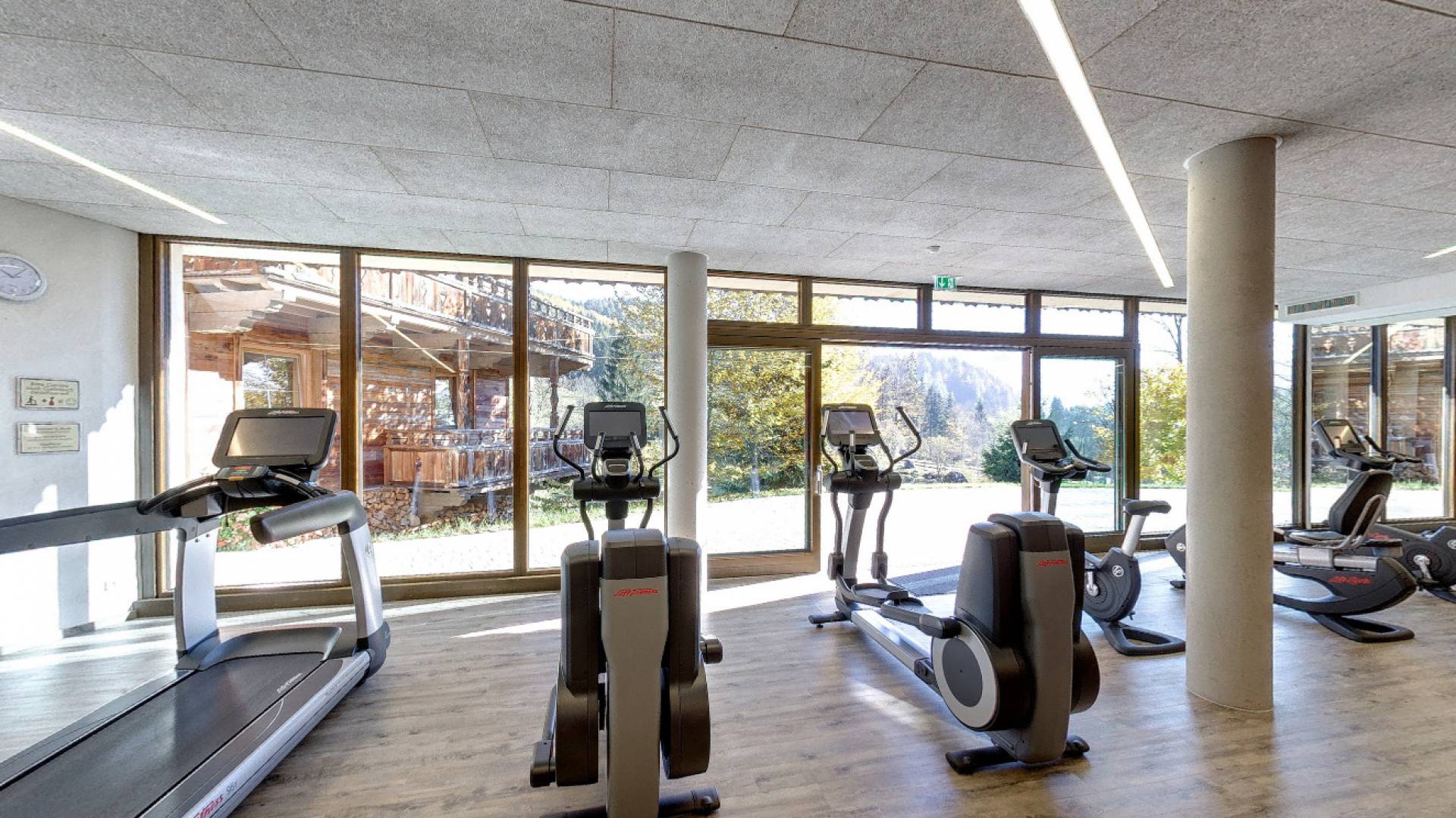 Fitnessraum im Sporthotel Tatzlwurm