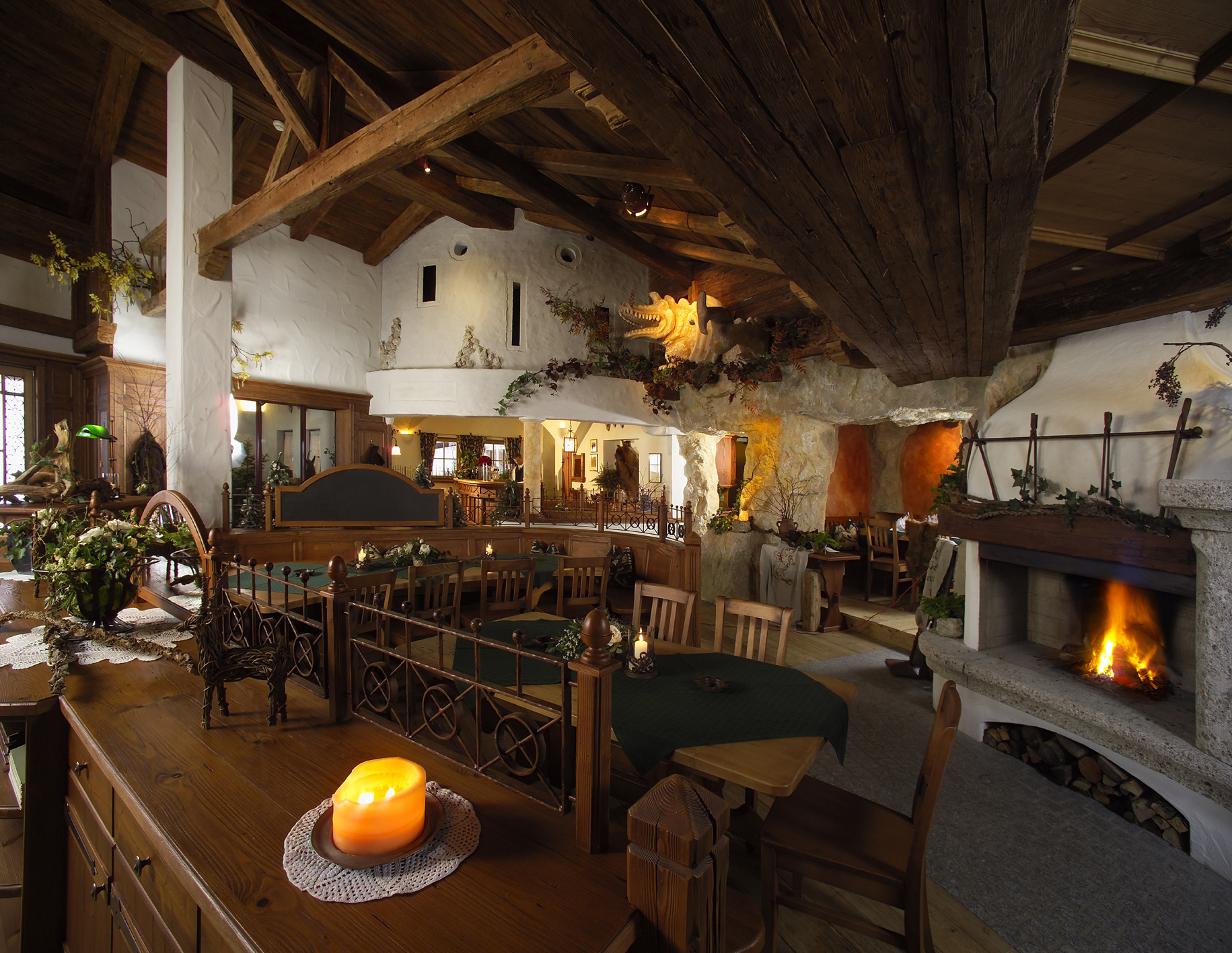 Gaststube Restaurant In Oberaudorf Bei Rosenheim Hotel Feuriger Tatzlwurm